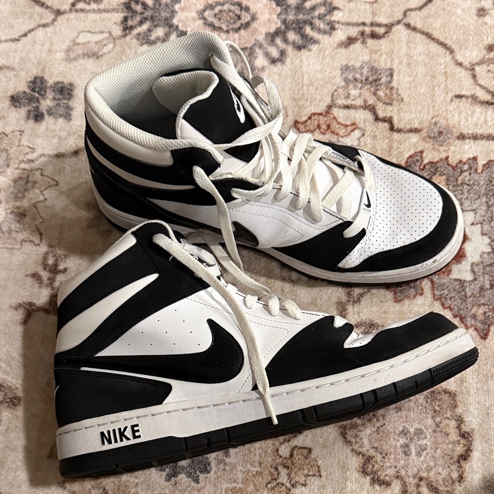 Nike Prestige IV High “Panda”